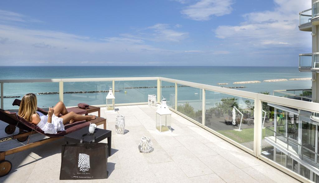 Hotel Sans Souci Gabicce Mare Εξωτερικό φωτογραφία